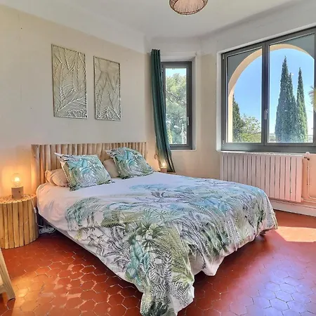 Domaine Du Peymian-villa Art Deco Villa *